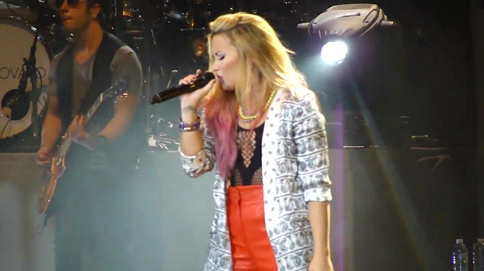 Entrance and All Night Long- Demi Lovato 09484
