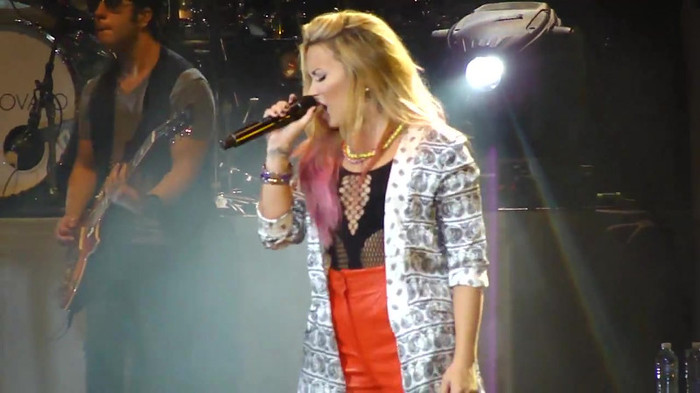 Entrance and All Night Long- Demi Lovato 09488