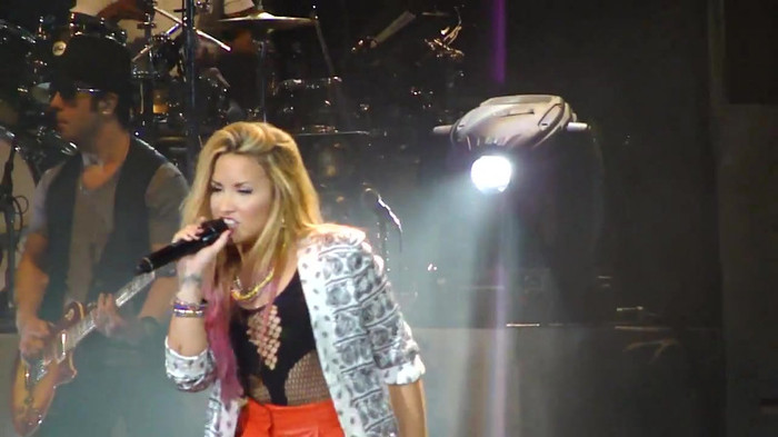 Entrance and All Night Long- Demi Lovato 09551