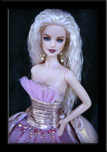 f0641fecc117146f119e1bbc902a79c8-d37q2t1 - barbie