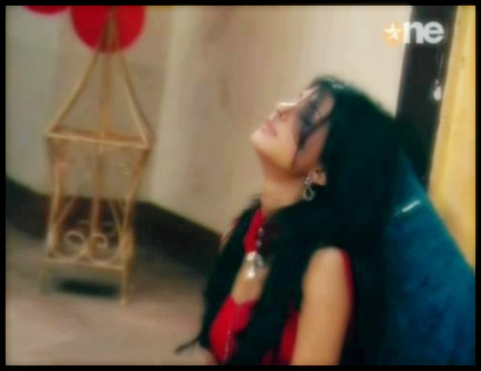  - x-Jennifer Winget 3-x