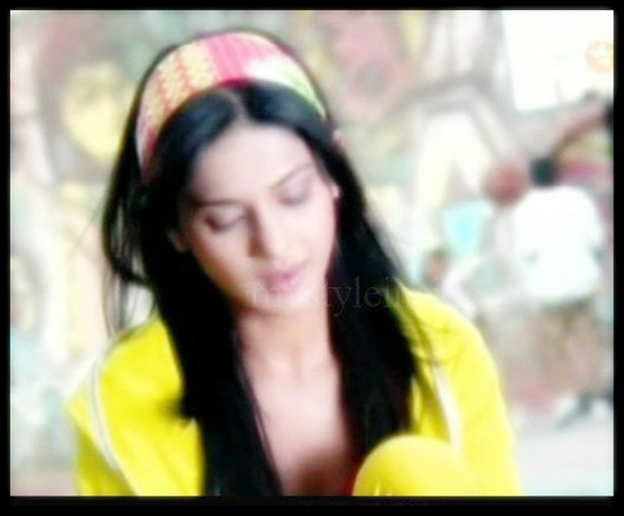  - x-Jennifer Winget 4-x