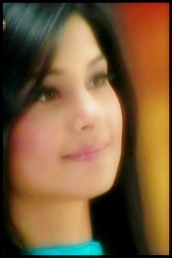  - x-Jennifer Winget 4-x