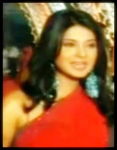  - x-Jennifer Winget 4-x