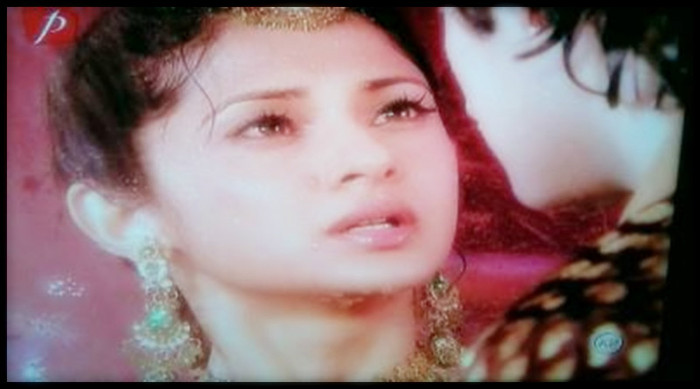  - x-Jennifer Winget 4-x