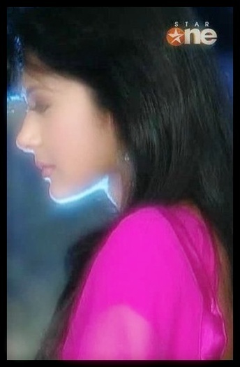  - x-Jennifer Winget 4-x