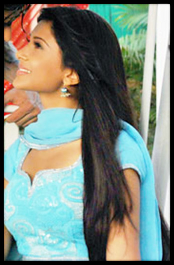  - x-Jennifer Winget 4-x
