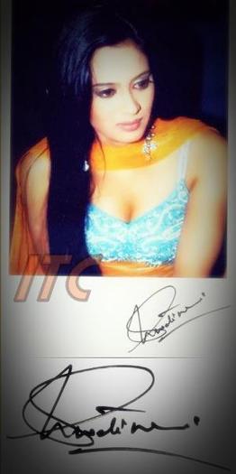 shweta tiwari - x3-autografele actorilor indieni-x3