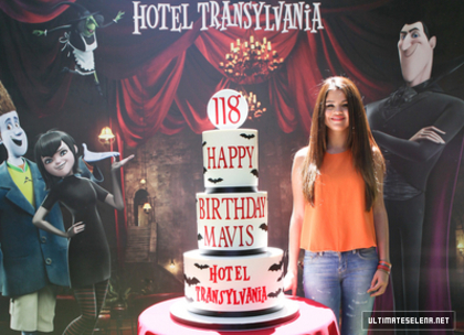 normal_9~24 - 25 06 2012 At the press conference for the movie Hotel Transylvania