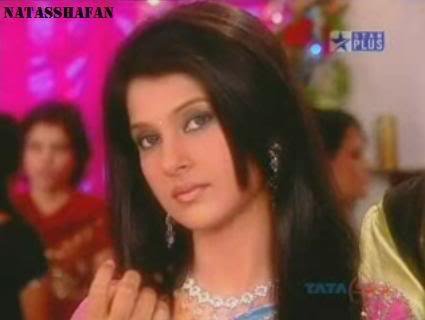 281811_230977333606221_742204_n