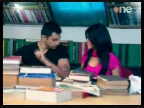 383050_326536730693378_1631099418_n