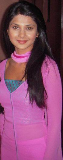 423449_130059097122189_1236976046_n - Jenny 4