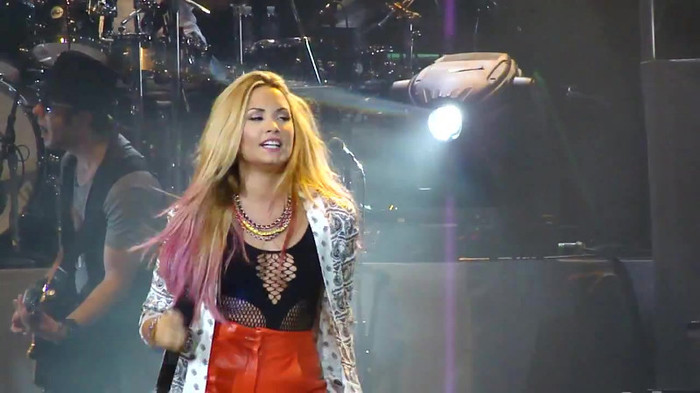 Entrance and All Night Long- Demi Lovato 09806