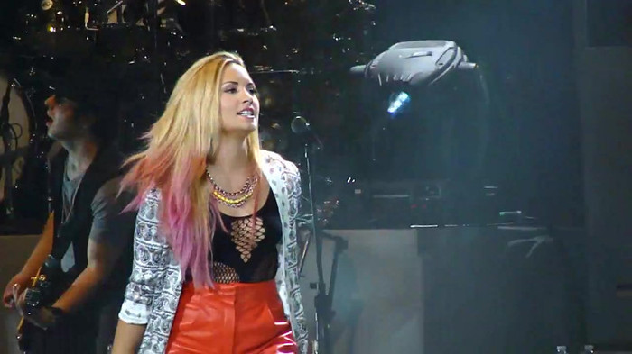 Entrance and All Night Long- Demi Lovato 09820