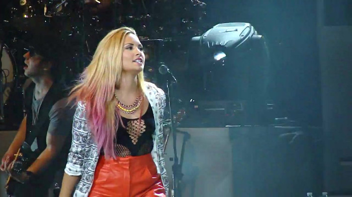 Entrance and All Night Long- Demi Lovato 09824