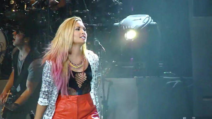 Entrance and All Night Long- Demi Lovato 09827