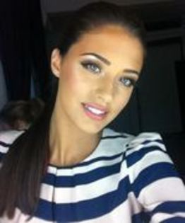 61937256_RARTLWN - Antonia
