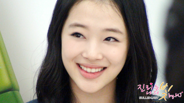 def586f199a44964342acc34 - Sulli