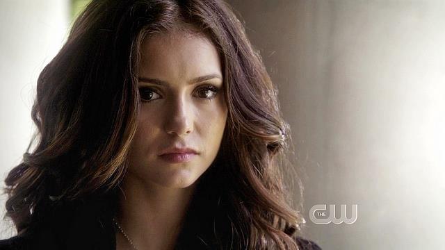 nu,  poti sa pleci acum! - The vampire diaries banda