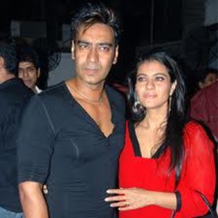  - Kajol si Ajay Devgan