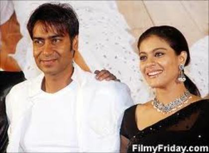  - Kajol si Ajay Devgan