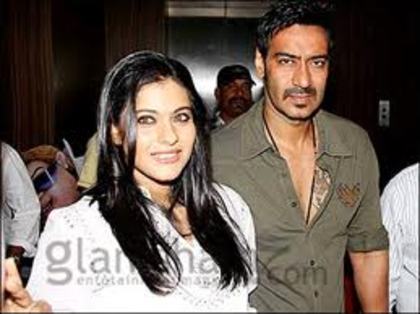  - Kajol si Ajay Devgan