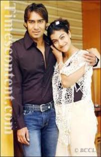  - Kajol si Ajay Devgan