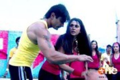 408005_314619905253541_1514246936_a - jennifer winget 9