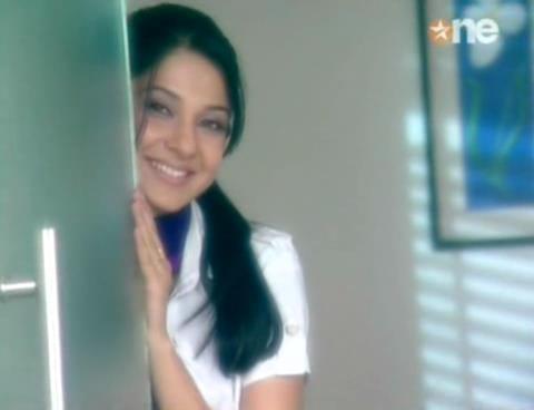 525931_124541201020207_1240400100_n - jennifer winget 9