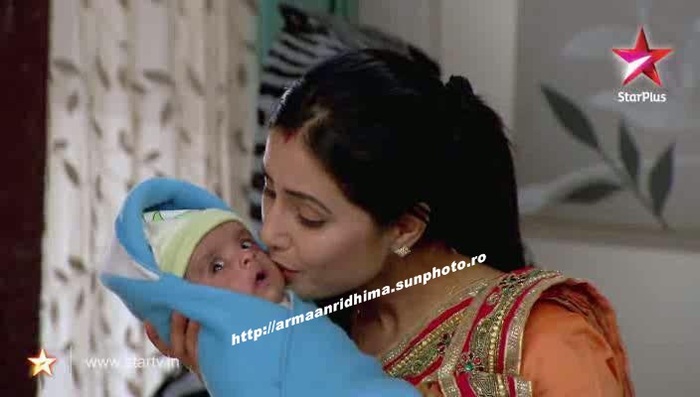 418588_367800043246337_245333385493004_1459112_1364419825_n - xxAkshara and her babyxx