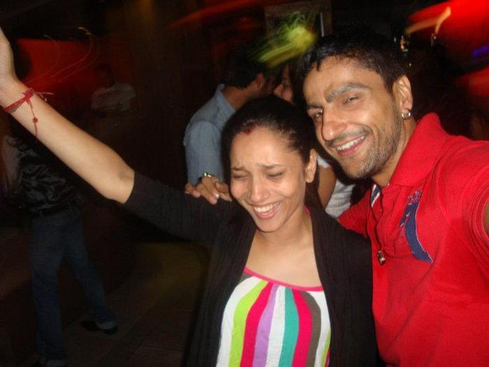 269539_179144072149843_142277532503164_523824_2644267_n - xxPavitra Rishta behind the scenesxx