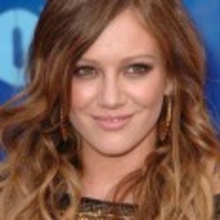 Hilary-Duff-1204825562