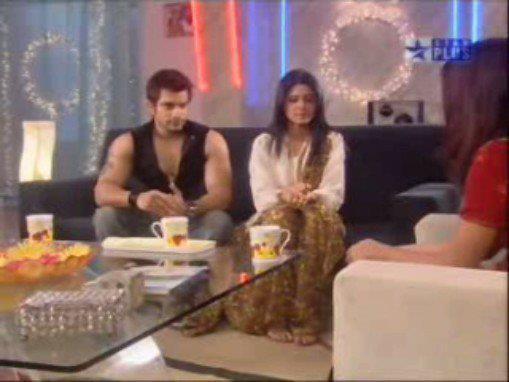 315995_297859896899011_2006425631_n - Jenny 5