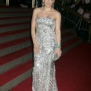 Hilary_Duff_1223915318_3