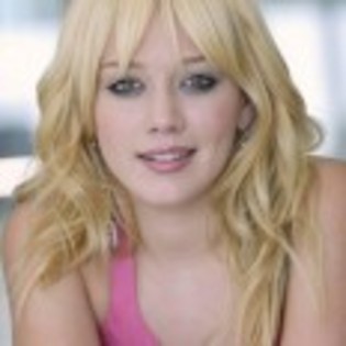 Hilary_Duff_1223915748_0