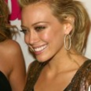 Hilary_Duff_1223916133_0