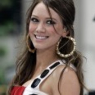 Hilary_Duff_1223917017_4 - hilary duff