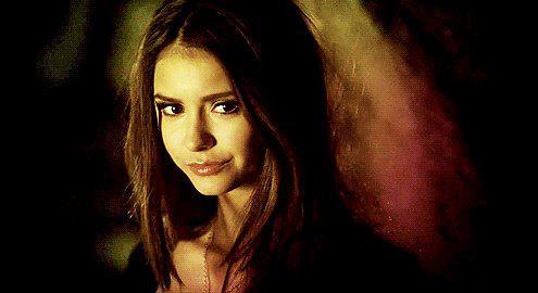 bine ,ne antelegem bine - The vampire diaries banda