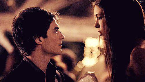ami pare rau si se duse la Damon sa al ... - The vampire diaries banda