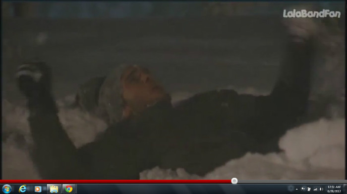 ScreenHunter_116 Jun. 28 00.51