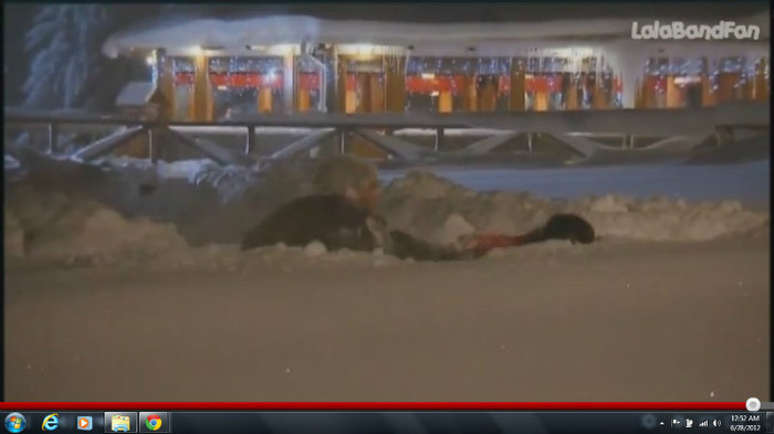 ScreenHunter_126 Jun. 28 00.52