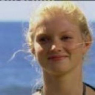 RWYHEEXKWSGDTRSDTNF - poze cu Cariba Heine