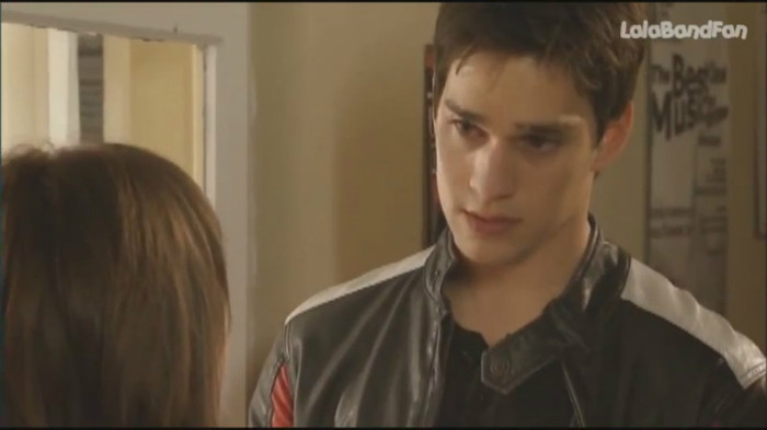 ScreenHunter_437 Jun. 28 17.59 - Vlad si Cristina