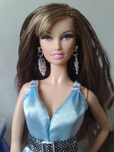 525687_288478624577152_2072305390_n