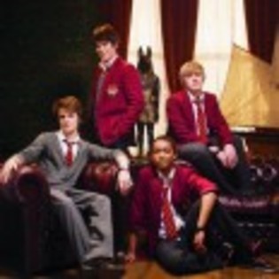 House-of-Anubis-1320244982 - misterele casei anubis