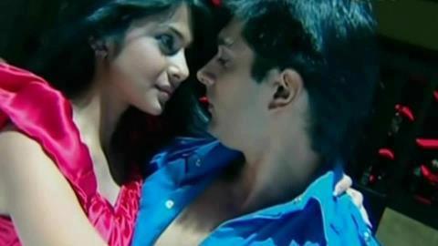 548067_288508477914010_2023196284_n - jennifer winget 9