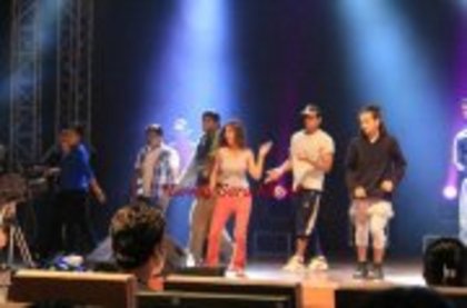 553125_433389300025442_1117594419_a