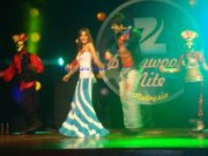 562700_433388260025546_416165820_a - Sara Khan Zee Bollywood Nite Malaysia 2012