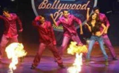 252608_433389413358764_2088012994_a - sara khan13