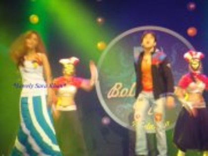 545146_433388353358870_1446061920_a - sara khan13